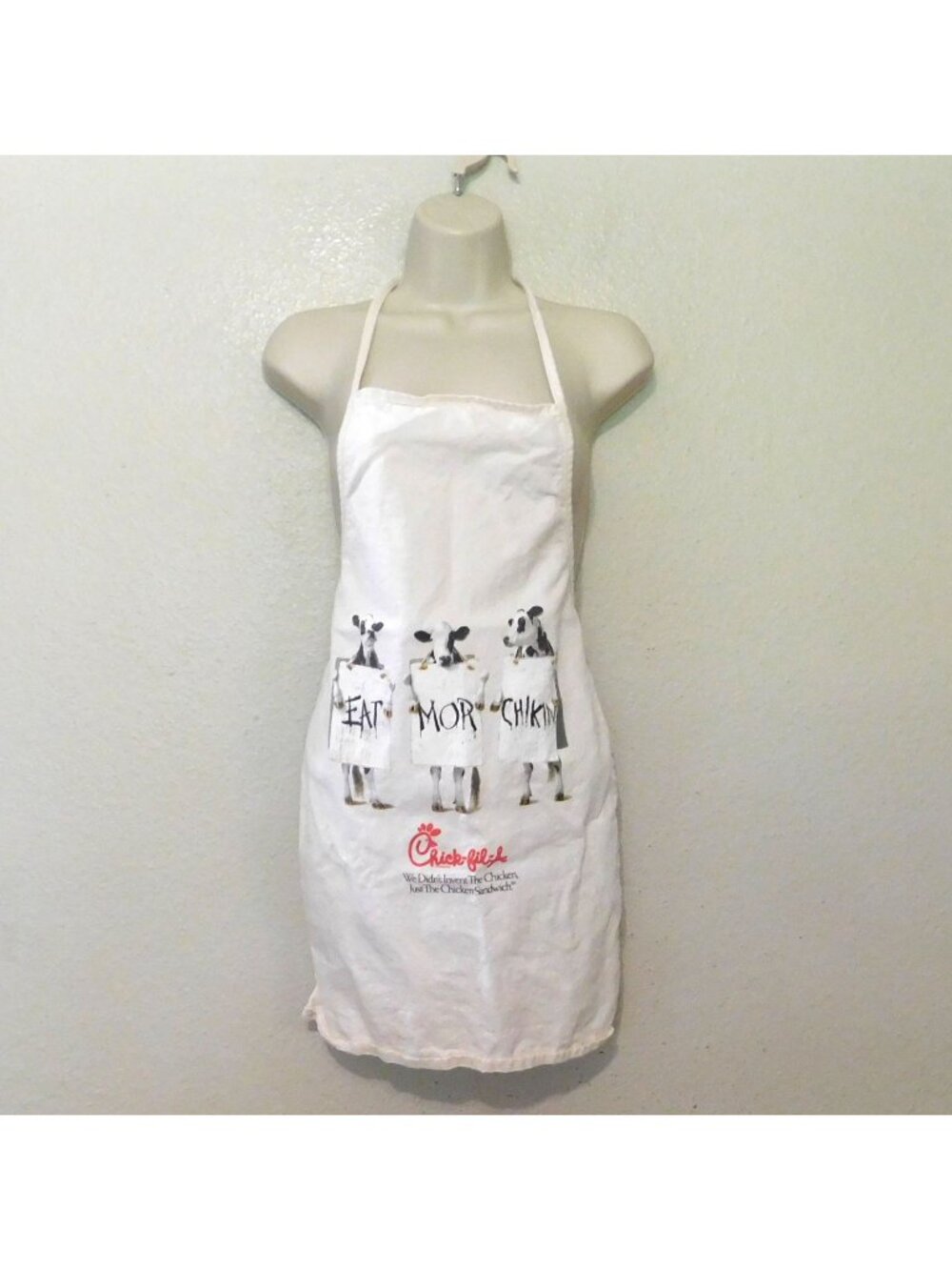 Chick-Fil-A Eat Mor Chikin Bib Apron Cows White 100% Cotton USA Made